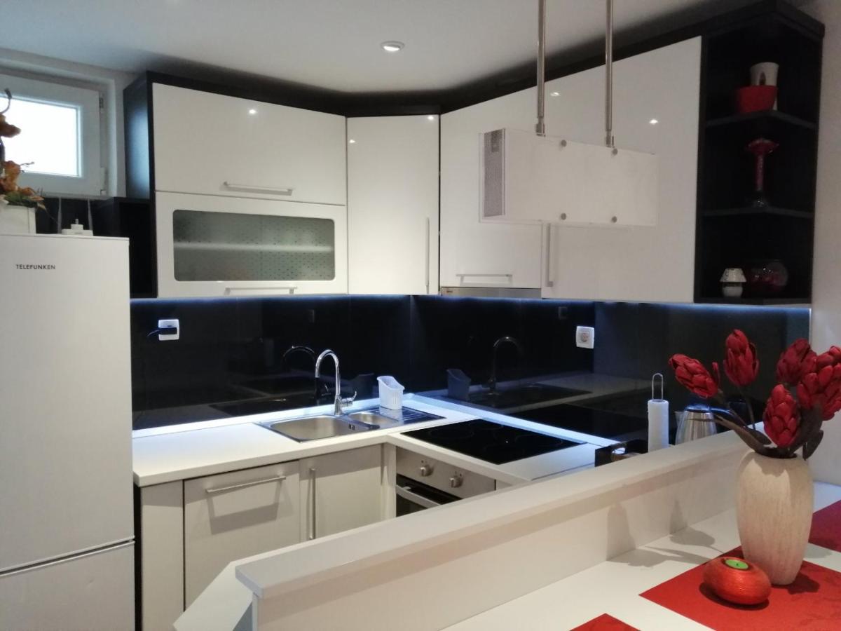 Apartamento Gabi Makarska Exterior foto